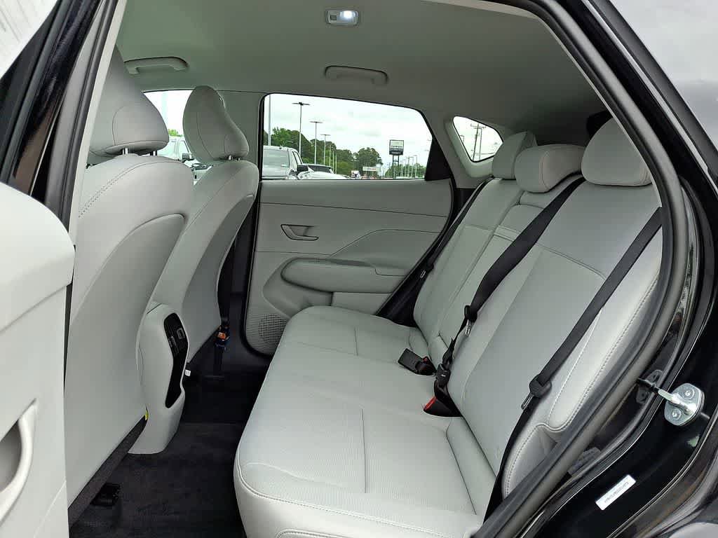 Used 2025 Hyundai Kona SEL AWD/4WD image 9