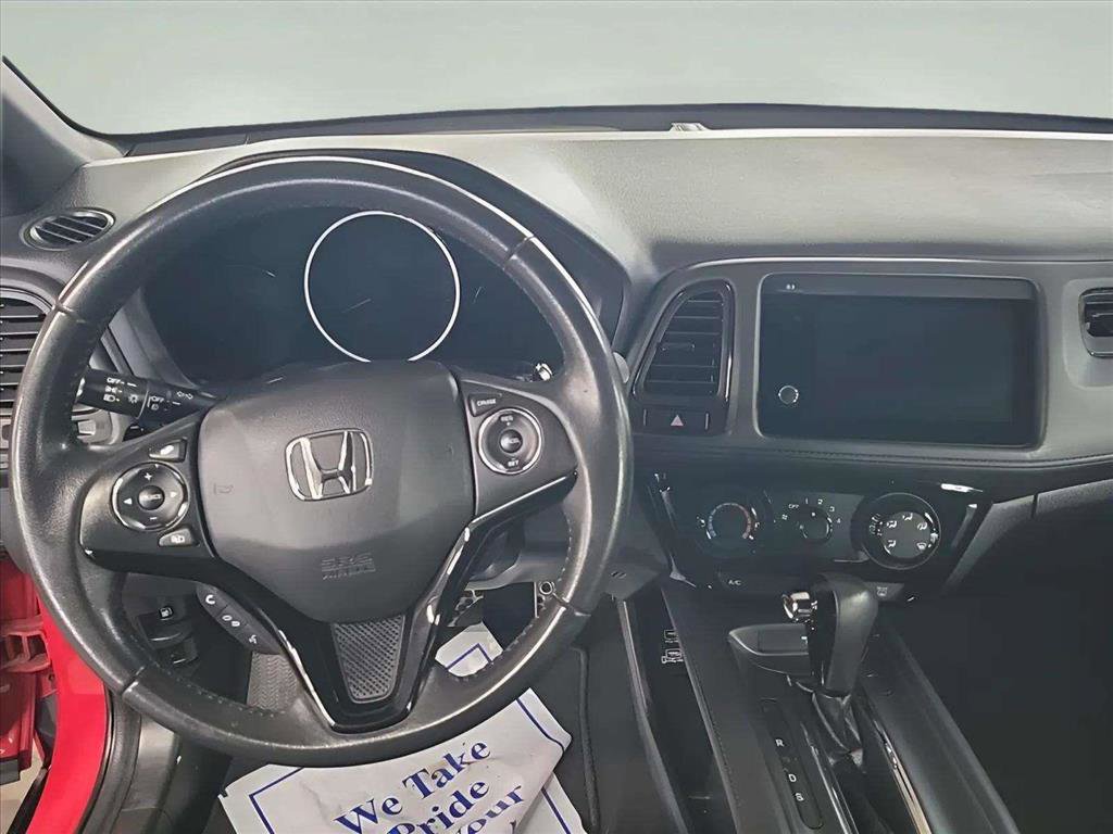 Used 2019 Honda HR-V Sport image 10