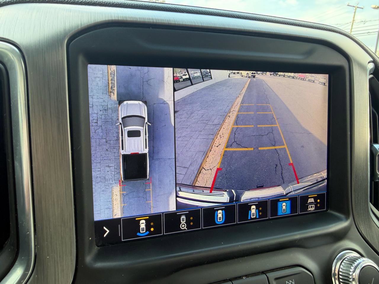 Used 2020 GMC Sierra 1500 Denali w/ Denali Ultimate Package image 16