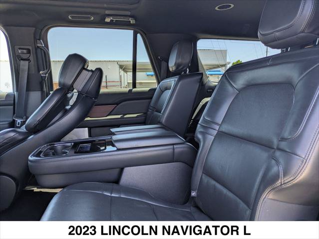 Certified 2023 Lincoln Navigator L Reserve AWD/4WD image 23