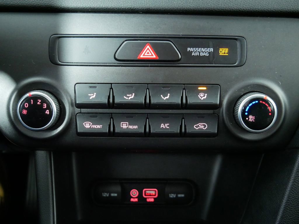 Certified 2018 Kia Sportage LX image 28