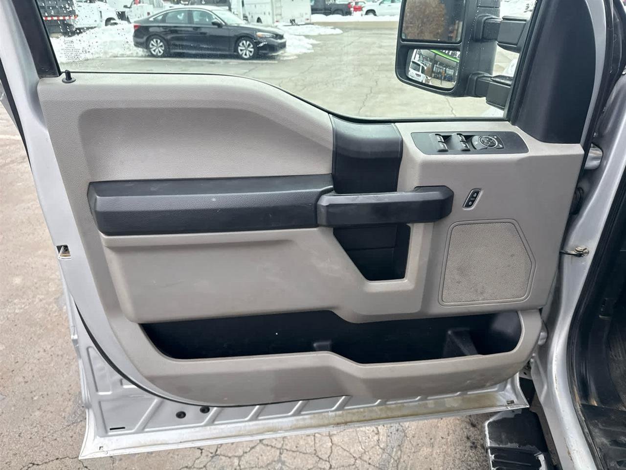 Used 2019 Ford F450 XL w/ Power Equipment Group RWD image 16