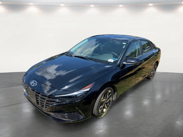 Used 2023 Hyundai Elantra Limited FWD image 2