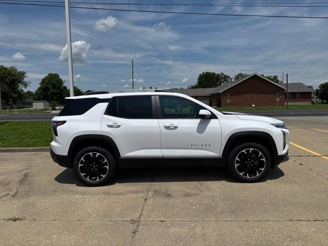New 2027 Chevrolet Equinox LT w/ LPO, Floor Liner Package AWD/4WD image 8