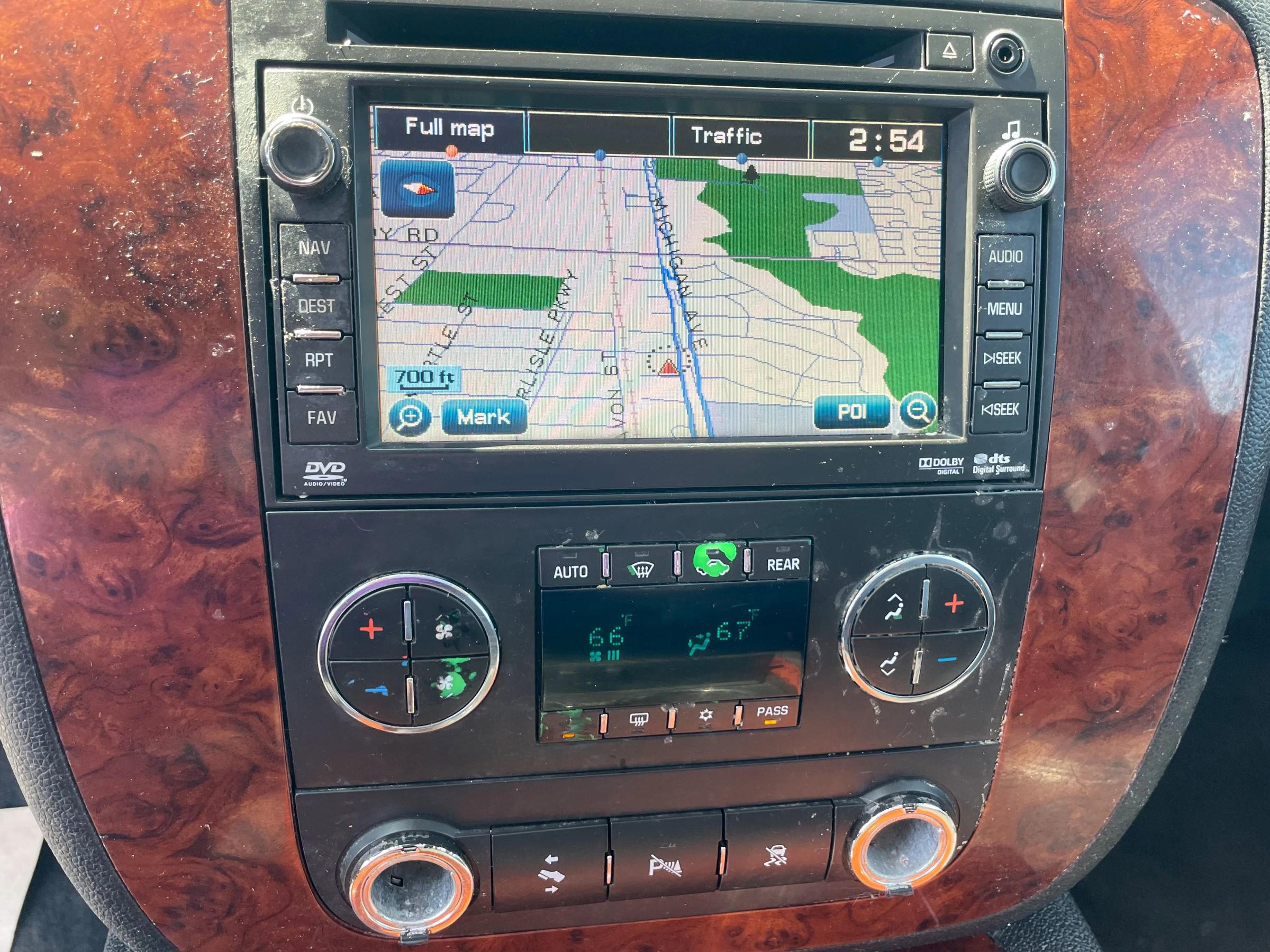 Used 2011 Chevrolet Suburban LTZ image 26