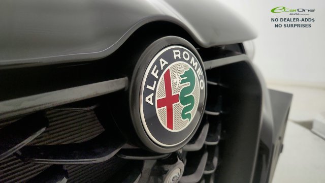 Used 2024 Alfa Romeo Tonale Veloce AWD/4WD image 30