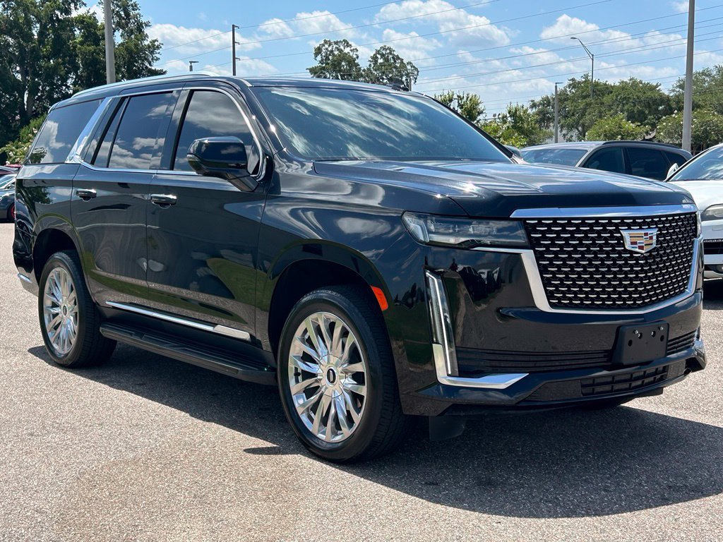 Used 2023 Cadillac Escalade Premium Luxury w/ LPO, Illumination Package AWD/4WD image 7