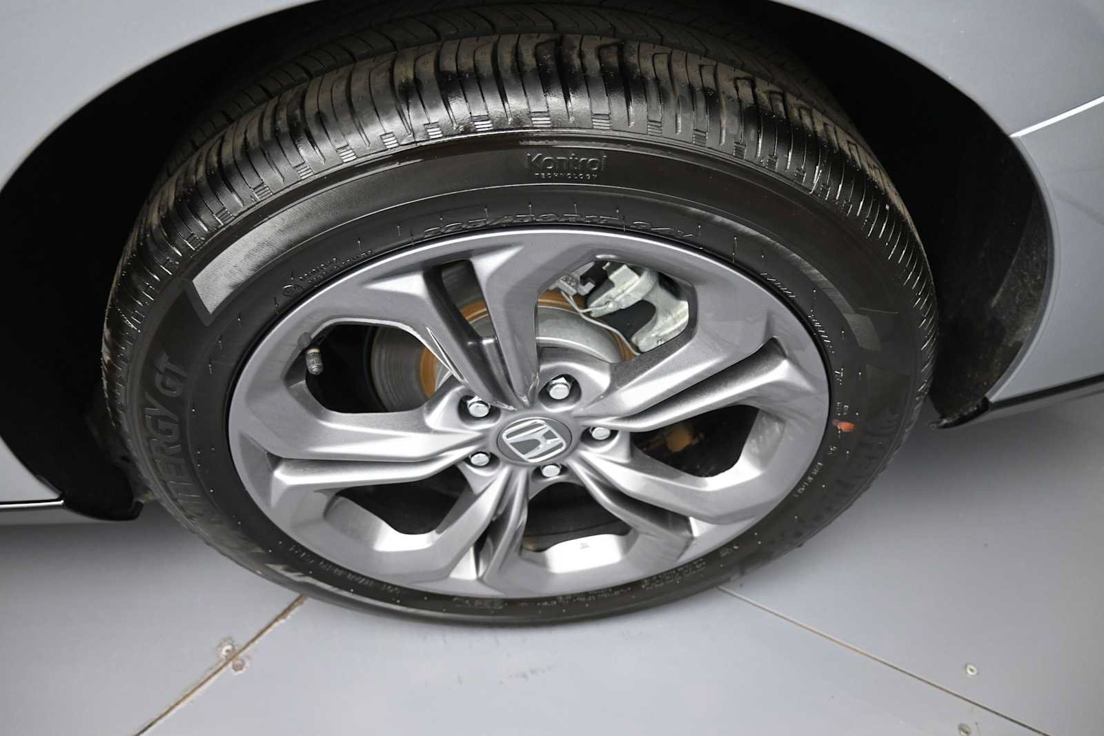 Used 2025 Honda Accord EX-L image 15