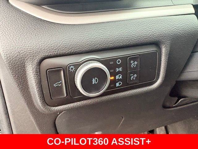 Used 2023 Ford Explorer XLT w/ Equipment Group 202A AWD/4WD image 24