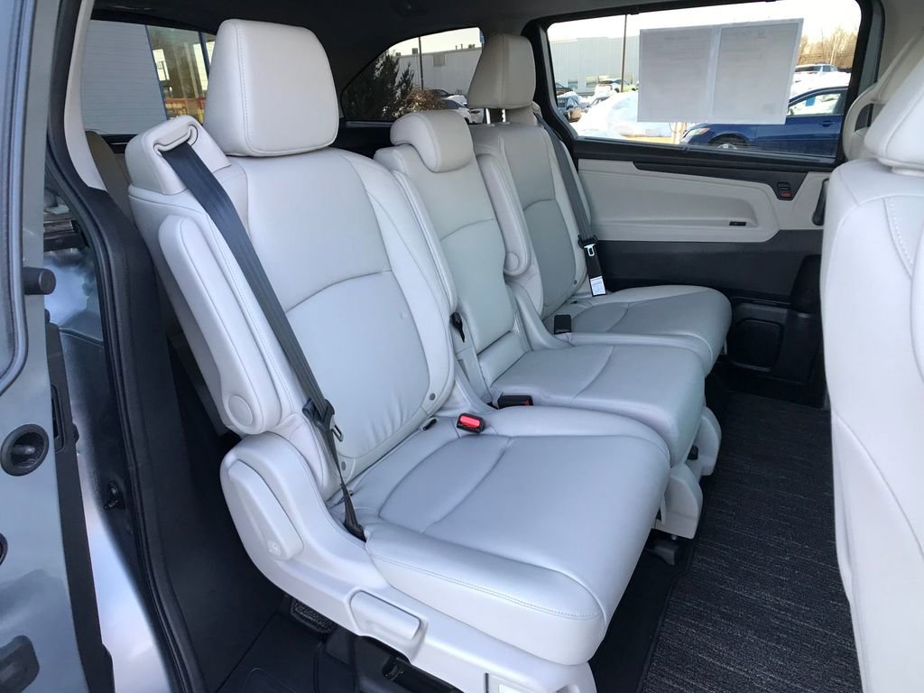 Certified 2025 Honda Odyssey EX-L image 32