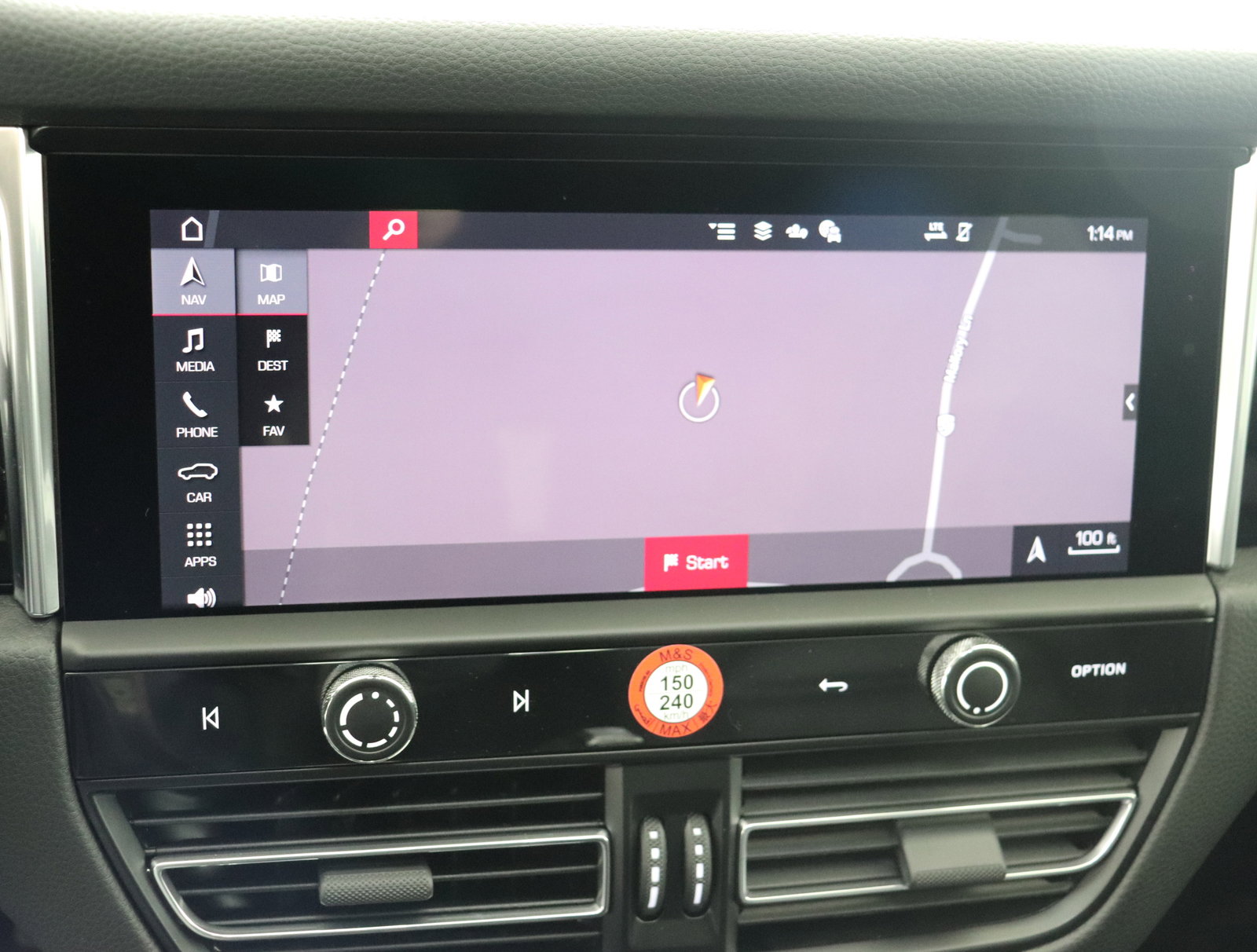 Used 2025 Porsche Macan image 29