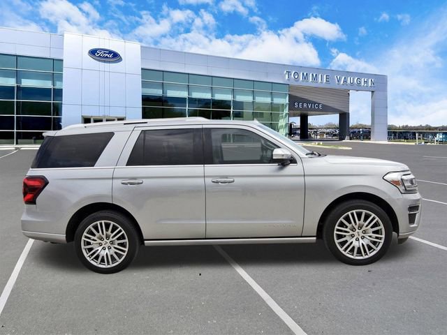 Used 2023 Ford Expedition Platinum image 5
