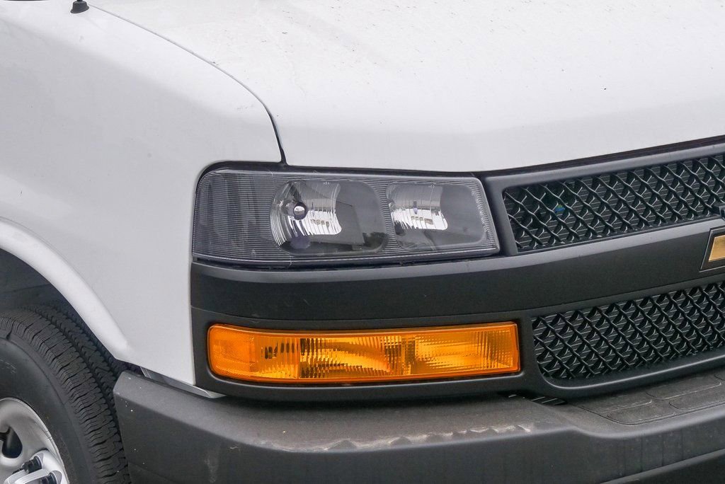 New 2025 Chevrolet Express 2500 Extended w/ Driver Convenience Package RWD image 4
