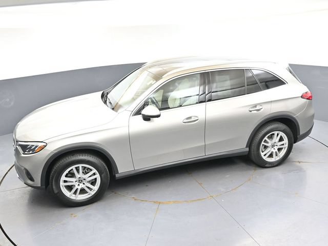 Used 2023 Mercedes-Benz GLC 300 4MATIC image 37