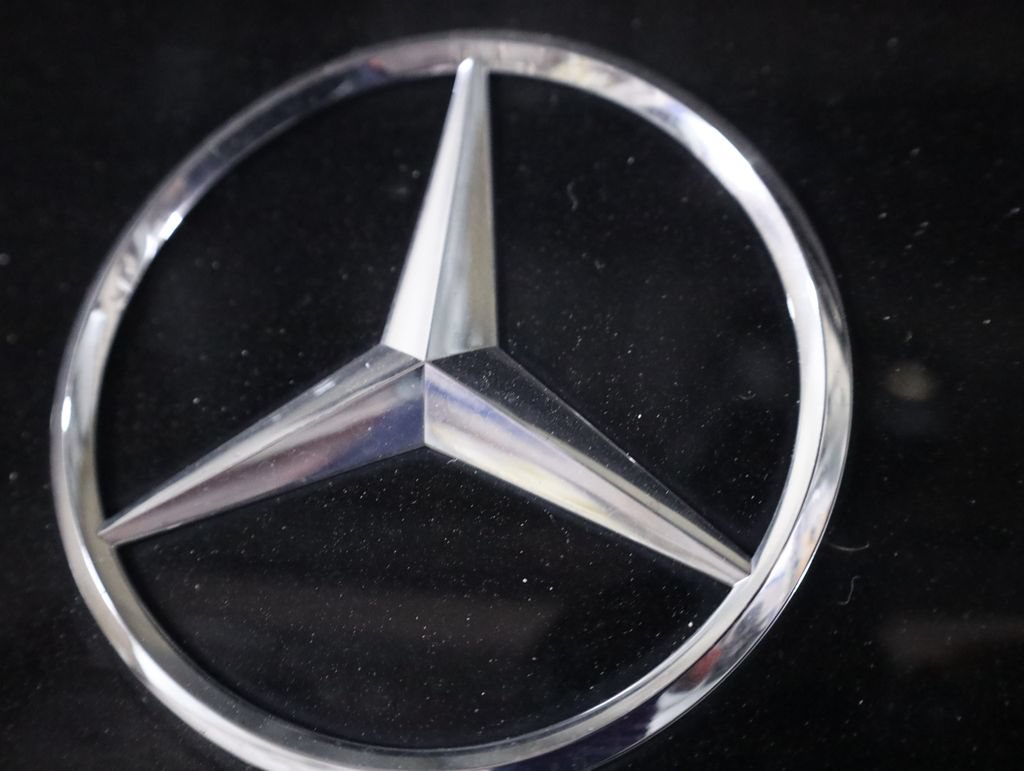 Used 2024 Mercedes-Benz GLS 450 4MATIC image 74