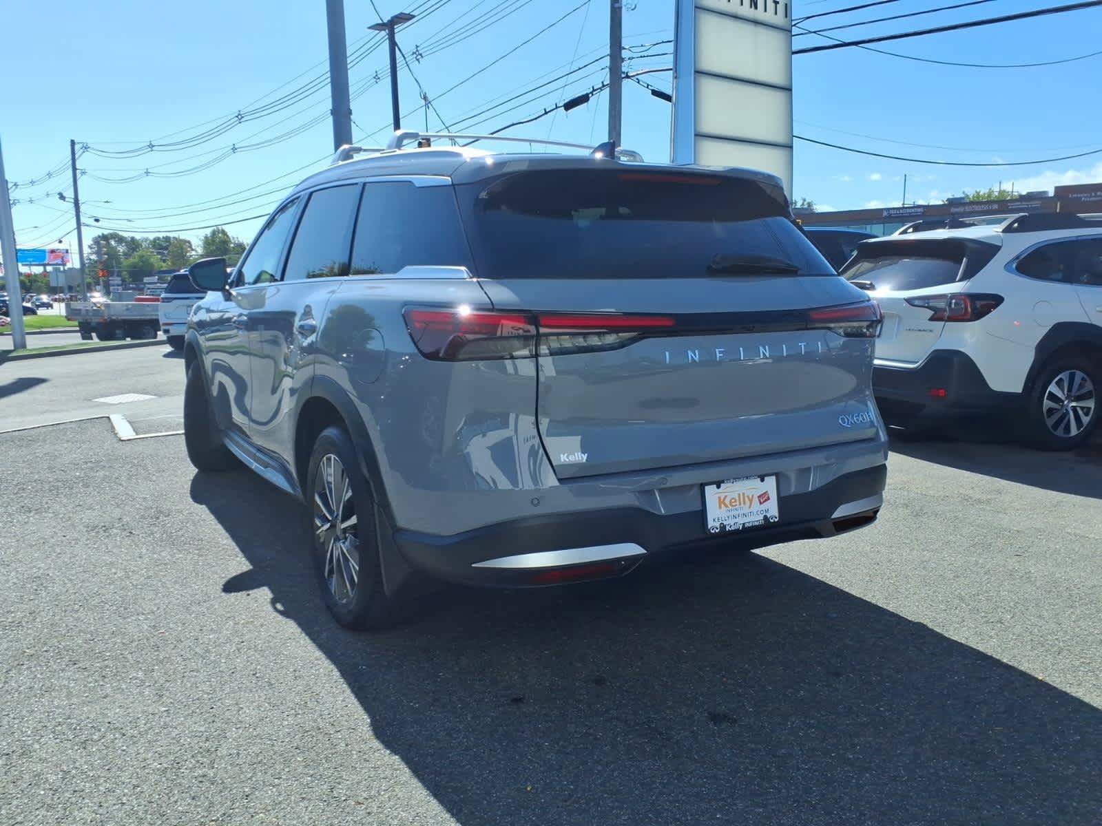 Certified 2026 INFINITI QX60 Luxe w/ Cargo Package AWD/4WD image 7