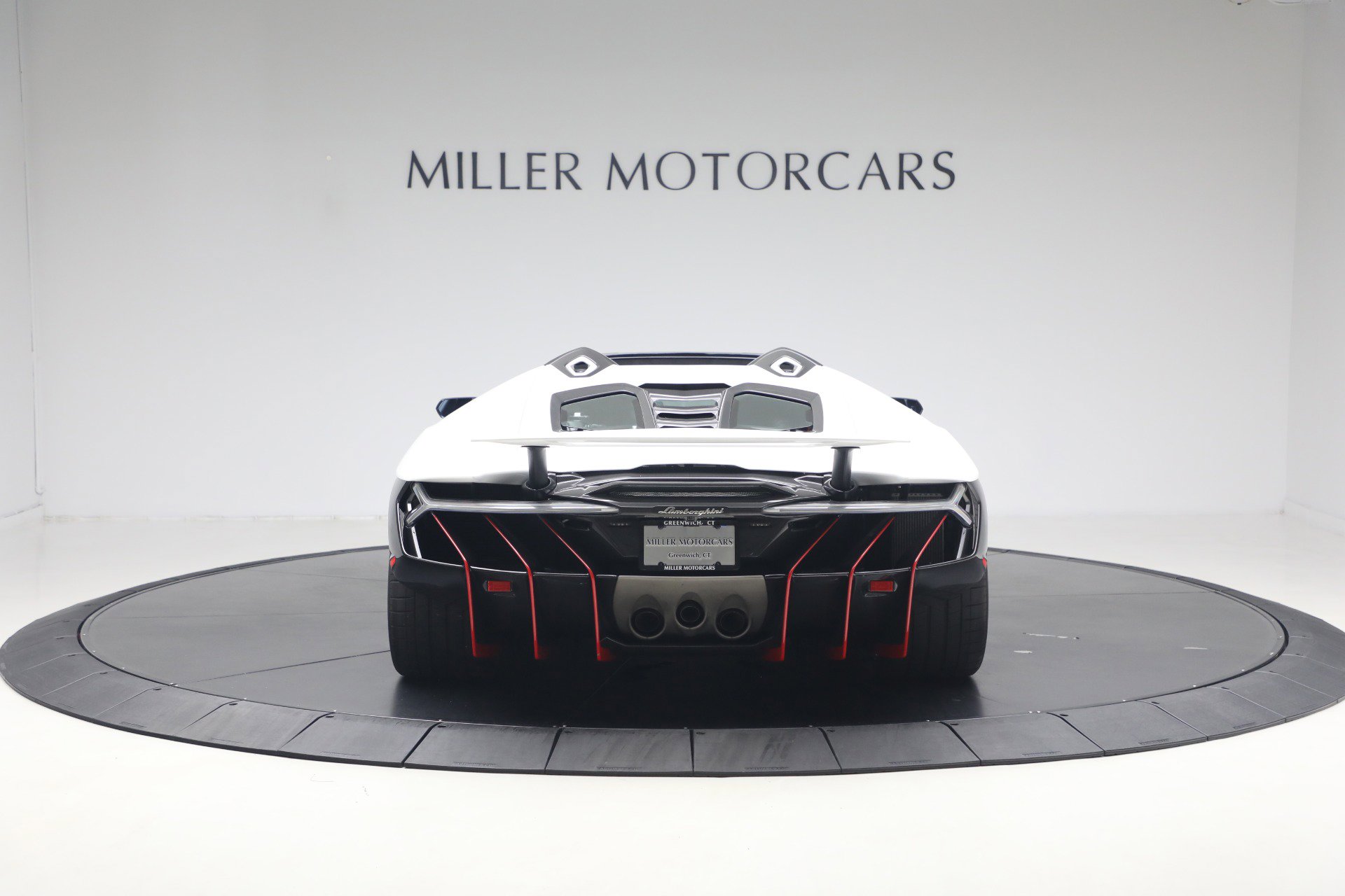 Used 2017 Lamborghini Centenario LP 770-4 AWD/4WD image 10