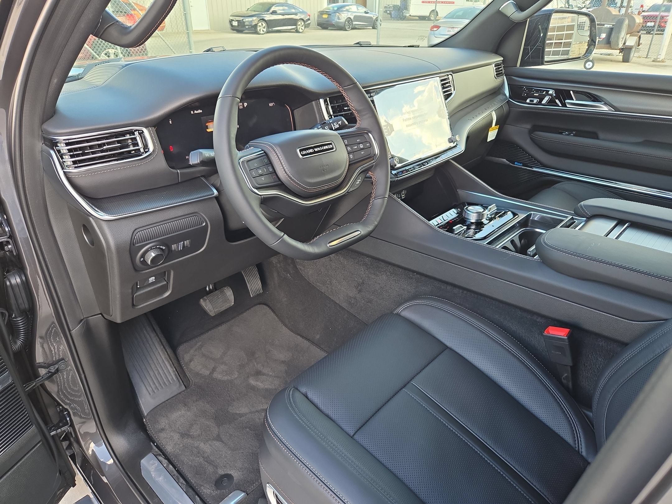 New 2027 Jeep Grand Wagoneer L Summit w/ Premium Group III AWD/4WD image 10