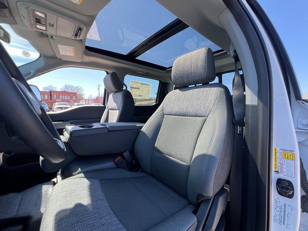 New 2026 Ford F250 XLT w/ Tremor Off-Road Package image 21