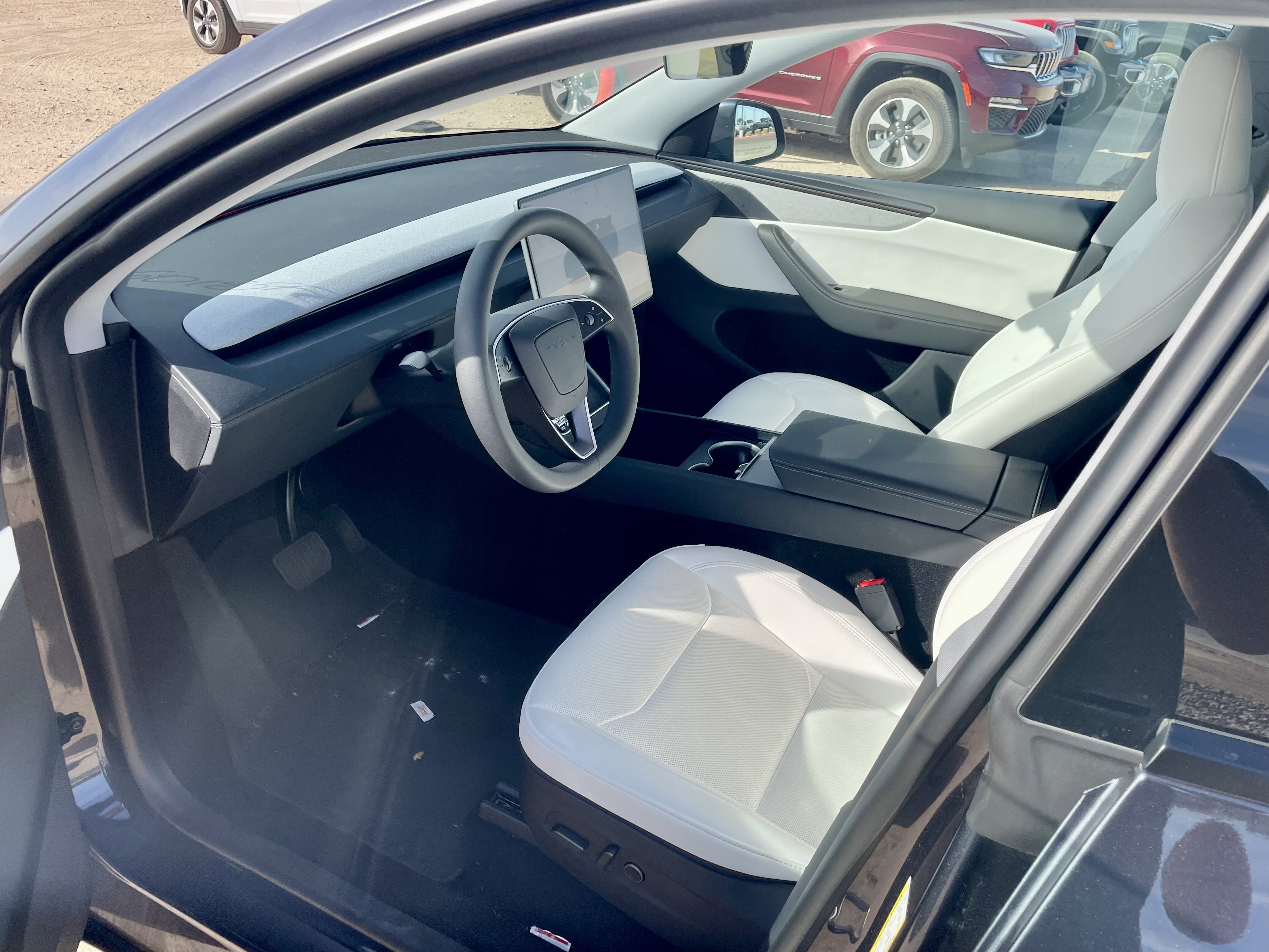 Used 2026 Tesla Model Y Long Range AWD/4WD image 10