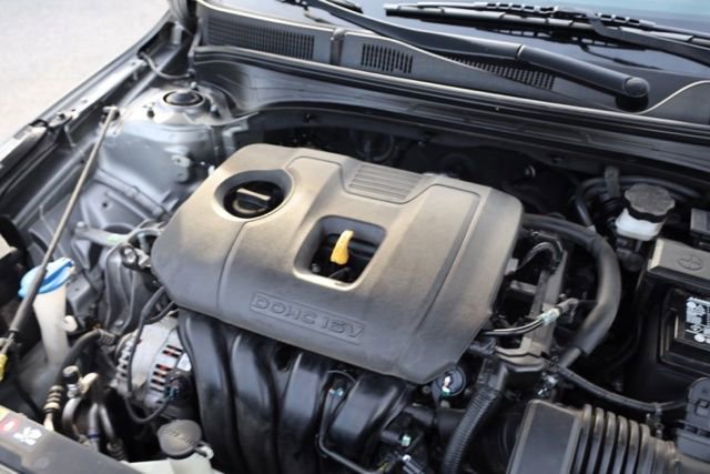Used 2022 Kia Forte LXS image 37