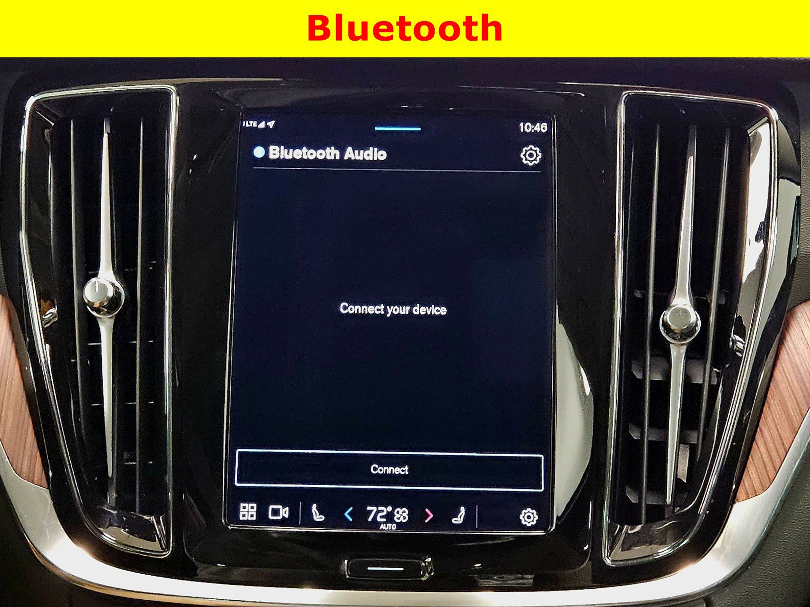 Used 2024 Volvo V60 B5 Cross Country Plus image 20