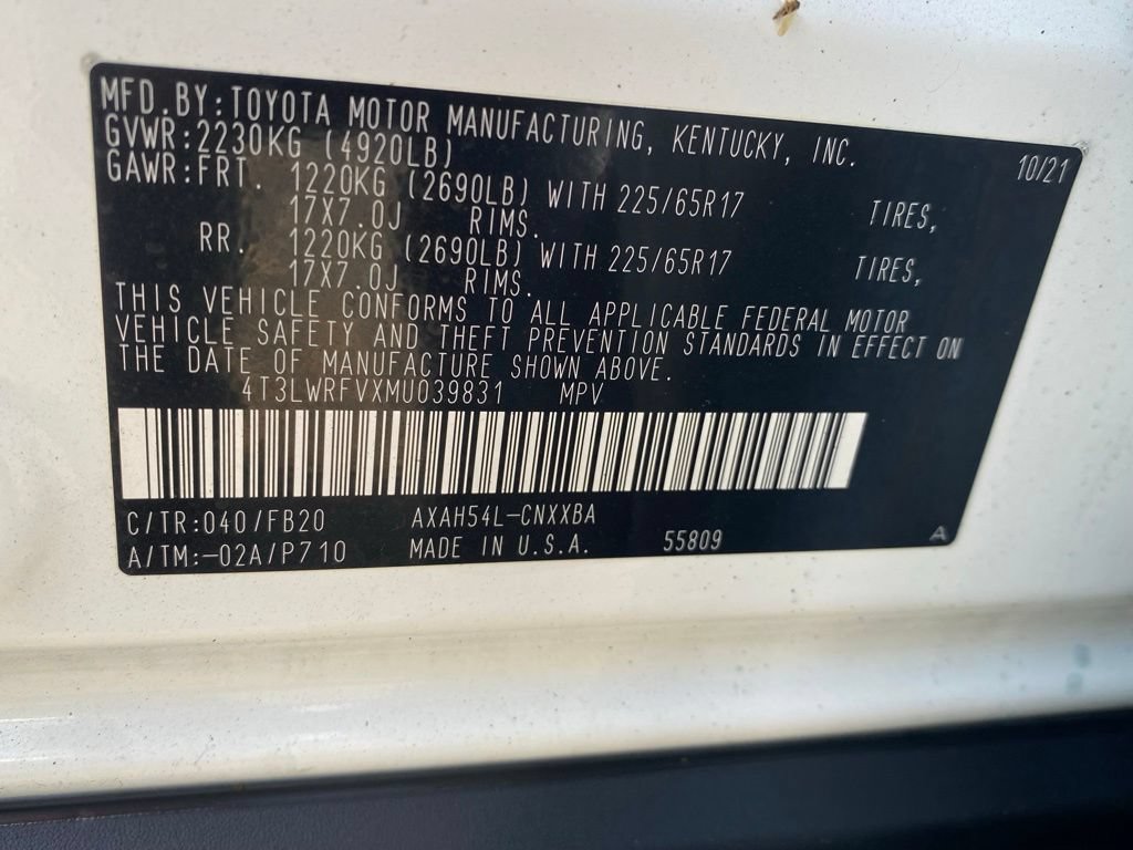 Used 2021 Toyota RAV4 LE AWD/4WD image 22