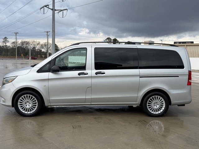 Used 2017 Mercedes-Benz Metris Passenger image 7