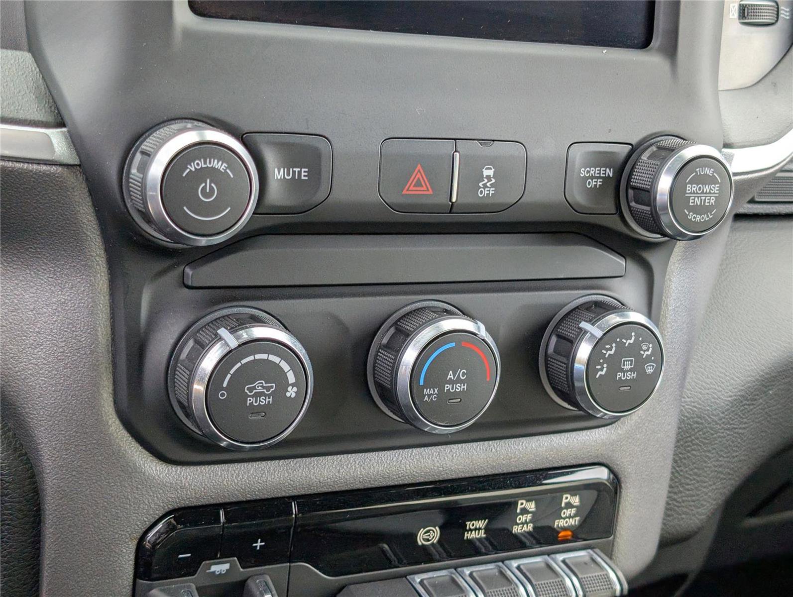 Used 2023 RAM 2500 Big Horn w/ Level 1 Equipment Group image 28