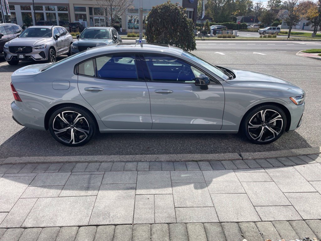 Certified 2024 Volvo S60 B5 Plus w/ Climate Package AWD/4WD image 6