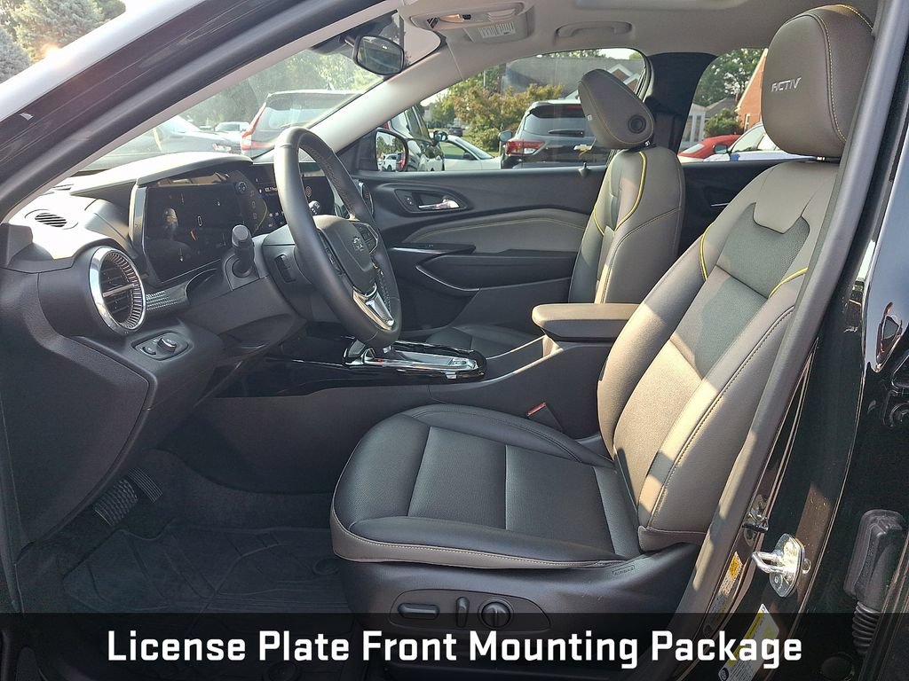 Used 2025 Chevrolet Trax ACTIV w/ Sunroof Package FWD image 16