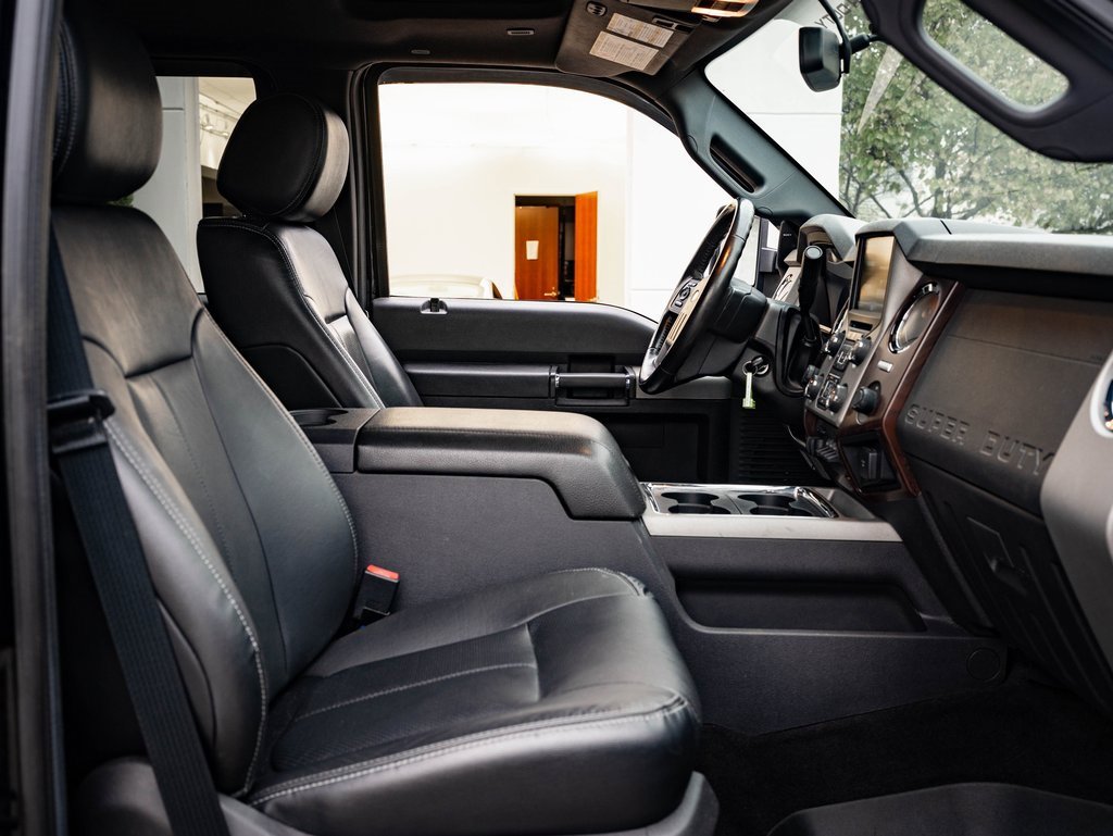 Used 2016 Ford F450 Lariat w/ Lariat Ultimate Package image 26