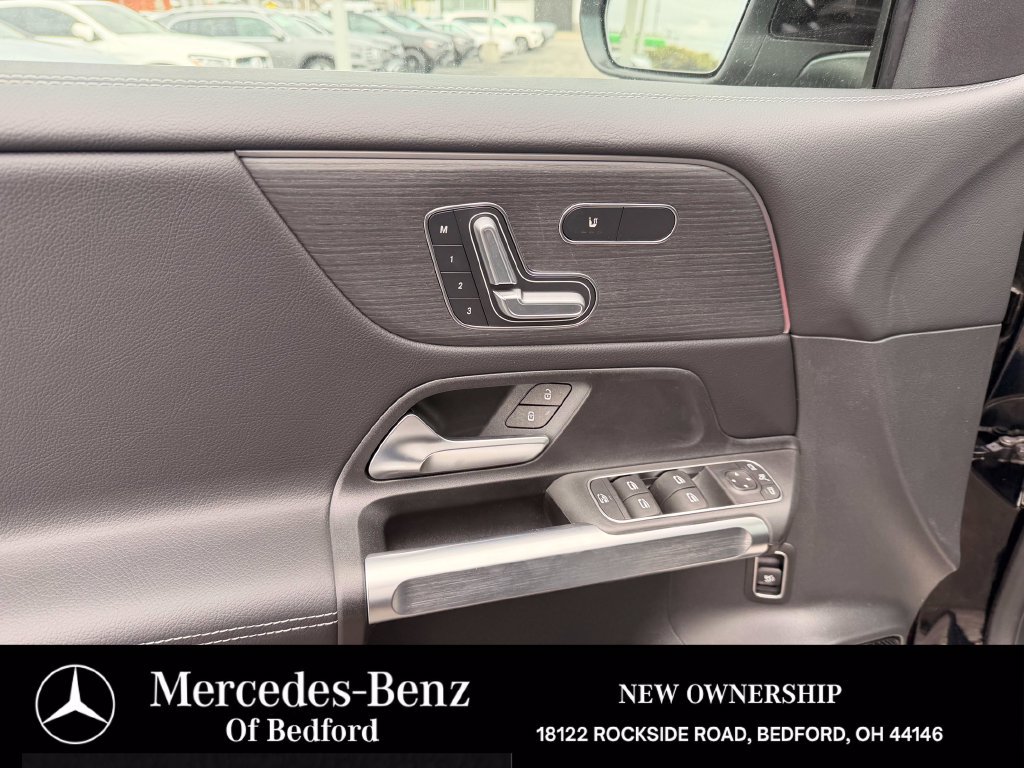 Used 2026 Mercedes-Benz GLB 250 4MATIC image 8