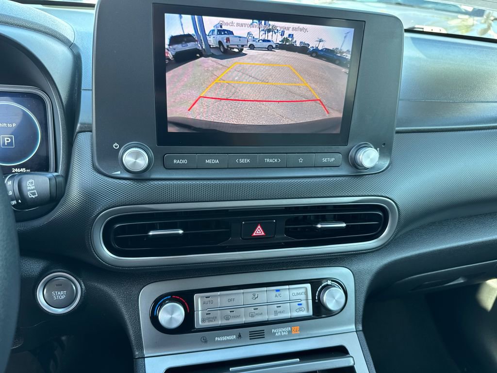 Used 2023 Hyundai Kona SE w/ Cargo Package image 31