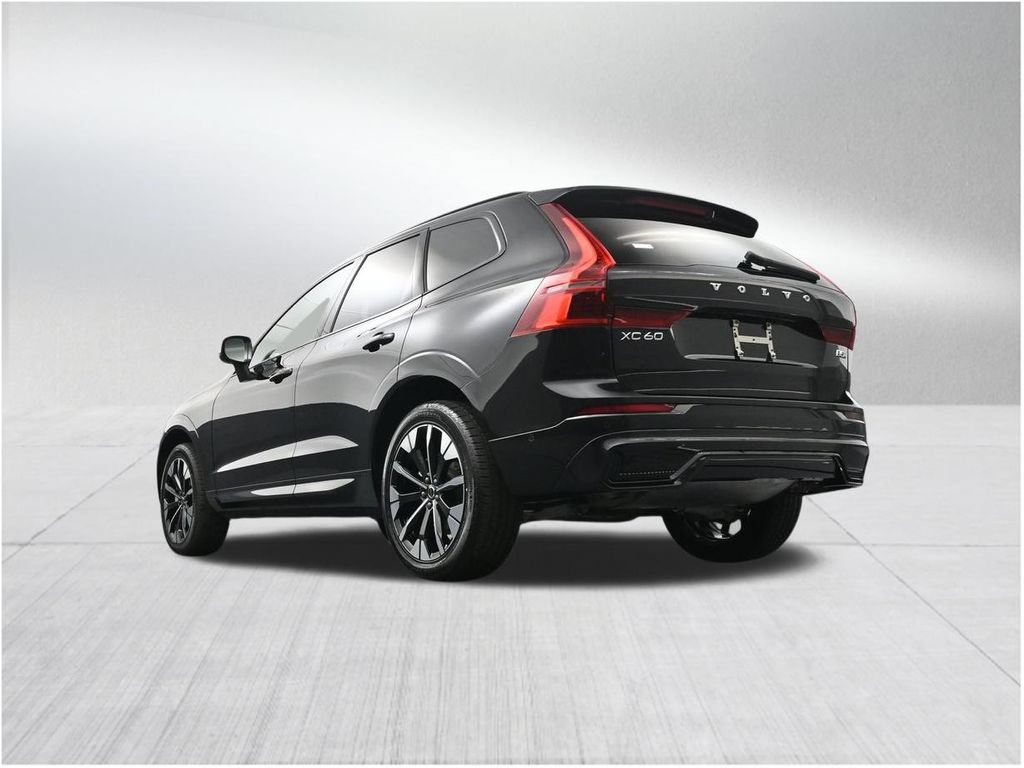 New 2026 Volvo XC60 B5 Plus AWD/4WD image 23