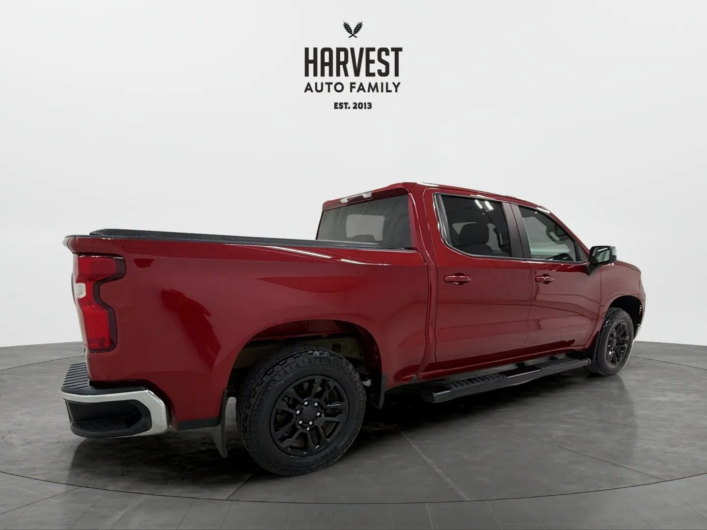 Used 2023 Chevrolet Silverado 1500 LT w/ Z71 Off-Road Package AWD/4WD image 7