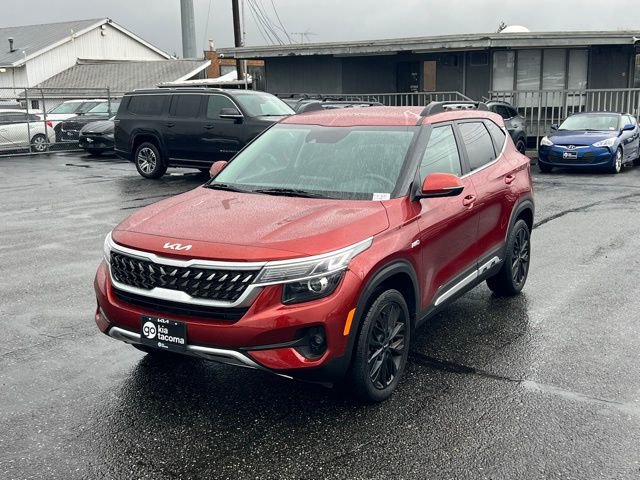 Certified 2023 Kia Seltos Nightfall Edition image 3