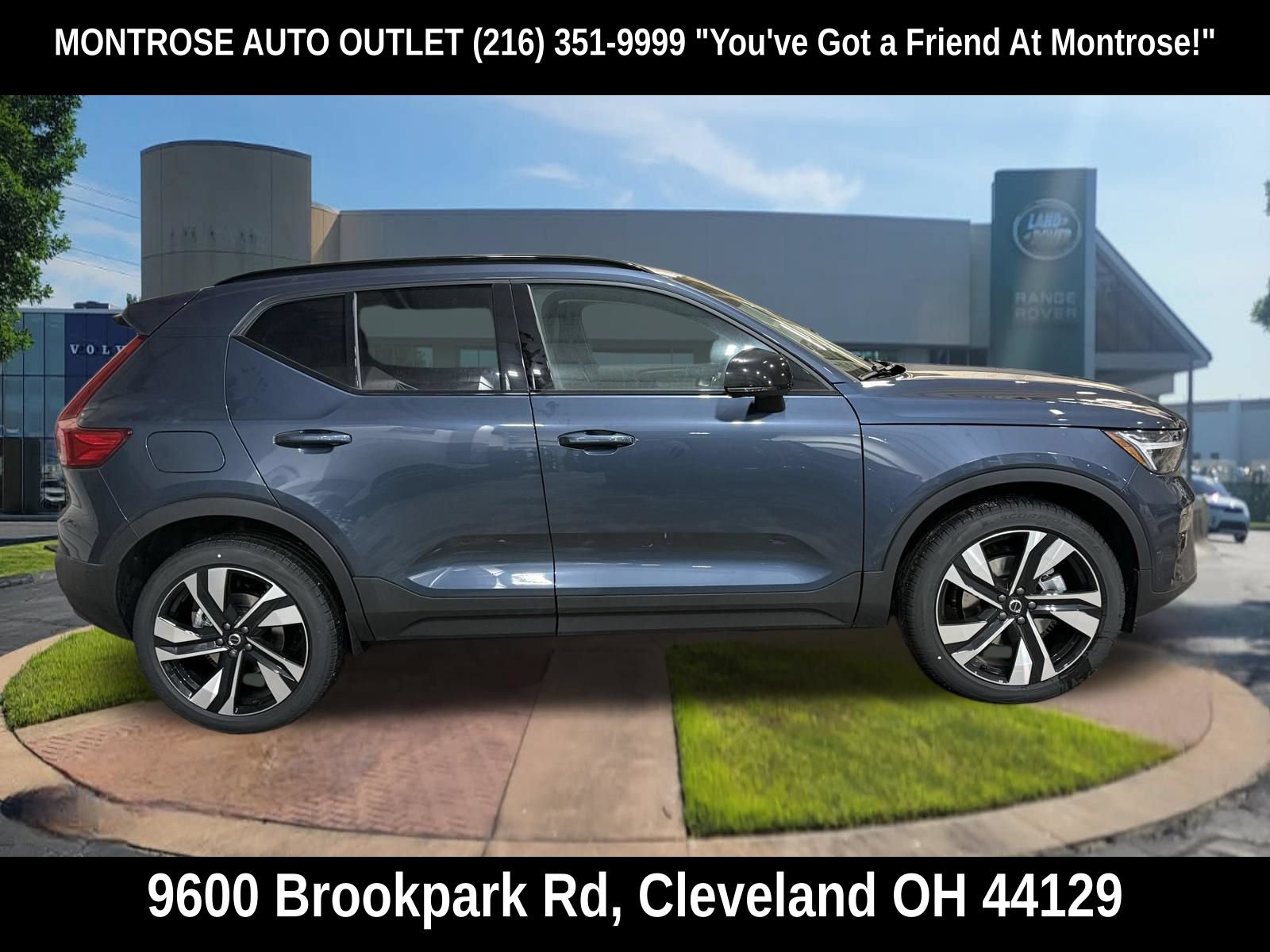 New 2026 Volvo XC40 B5 Plus w/ Protection Package Premier AWD/4WD image 7