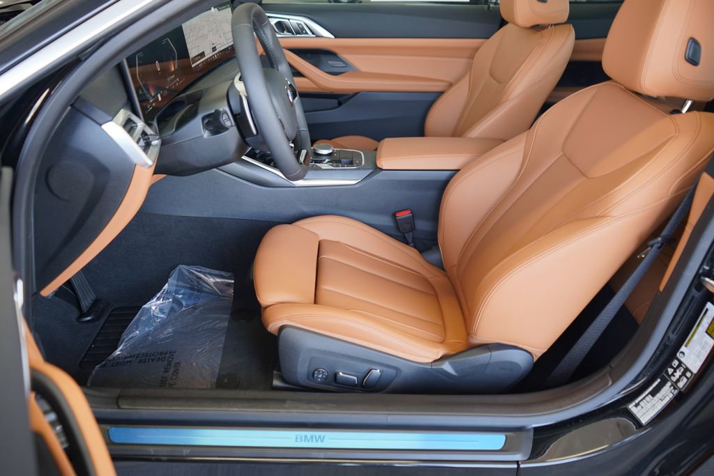 Used 2026 BMW 430i xDrive Coupe w/ Parking Assistance Package AWD/4WD image 9