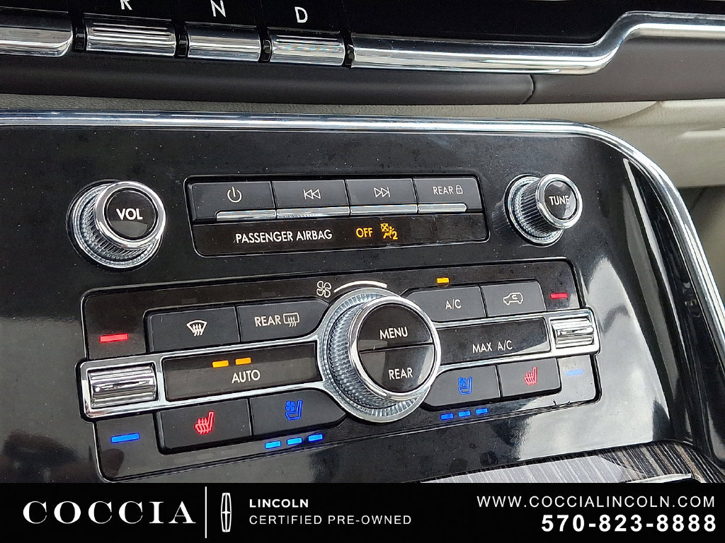 Certified 2024 Lincoln Navigator L Black Label AWD/4WD image 17