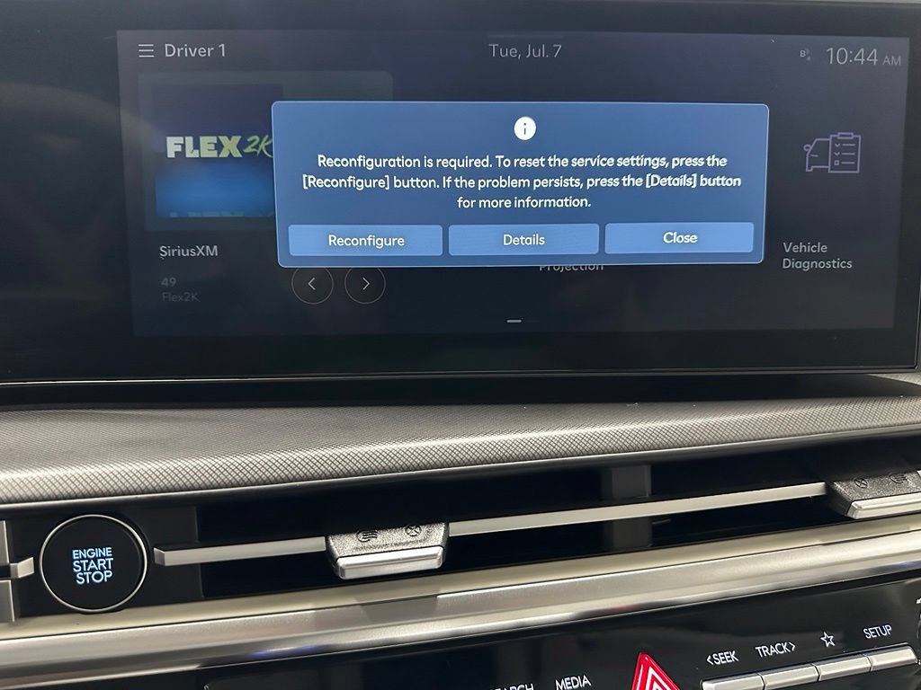 Used 2026 Hyundai Santa Fe SEL AWD/4WD image 33