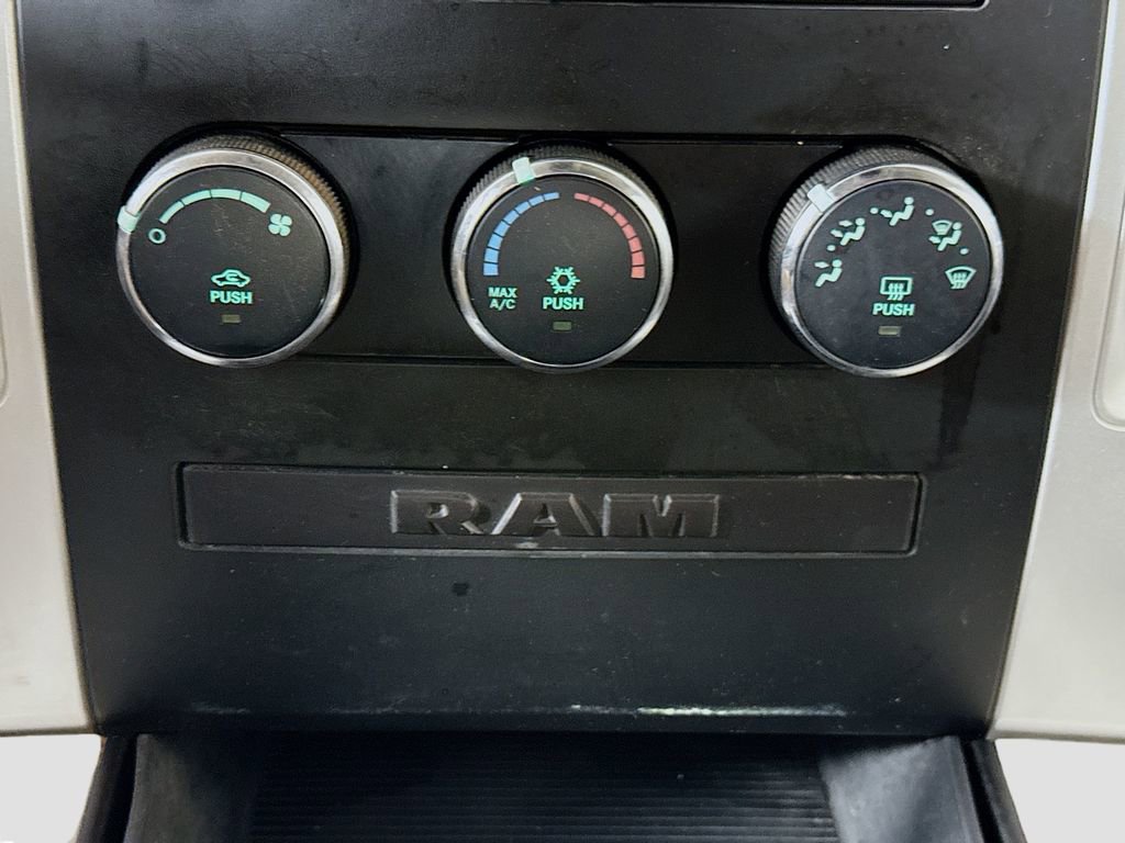 Used 2010 Dodge Ram 3500 Truck SLT image 14