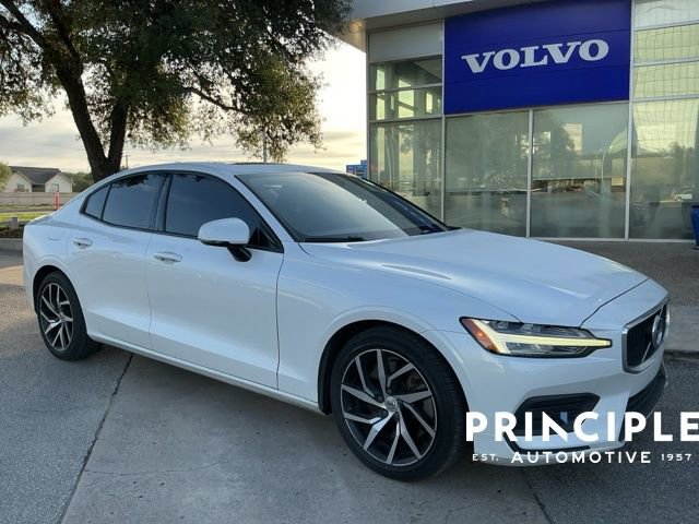 Used 2020 Volvo S60 T6 Momentum w/ Premium Package AWD/4WD image 1