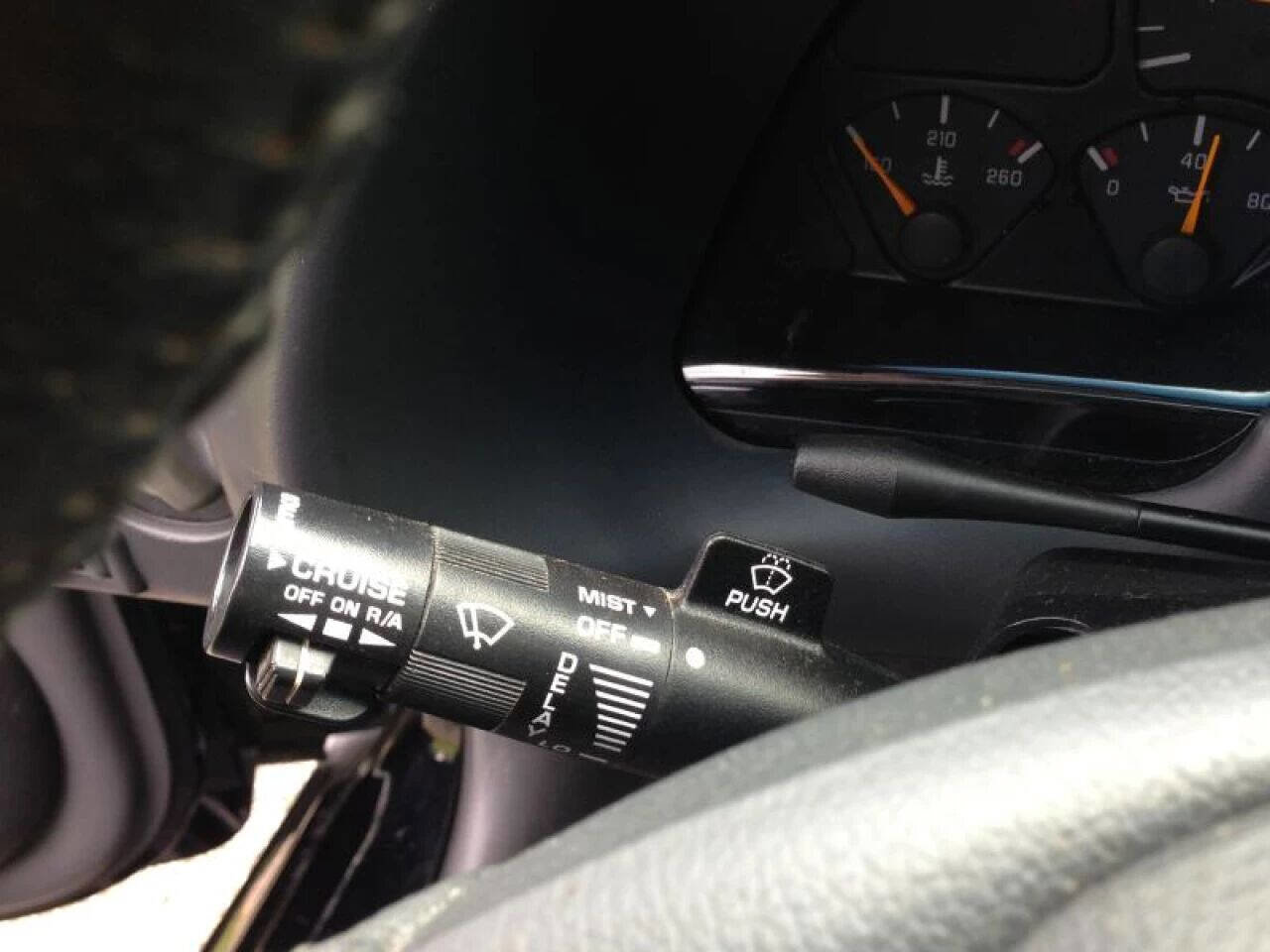 Used 1998 Pontiac Firebird Formula image 36