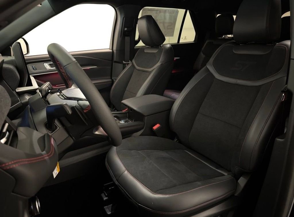 New 2026 Ford Explorer ST image 27