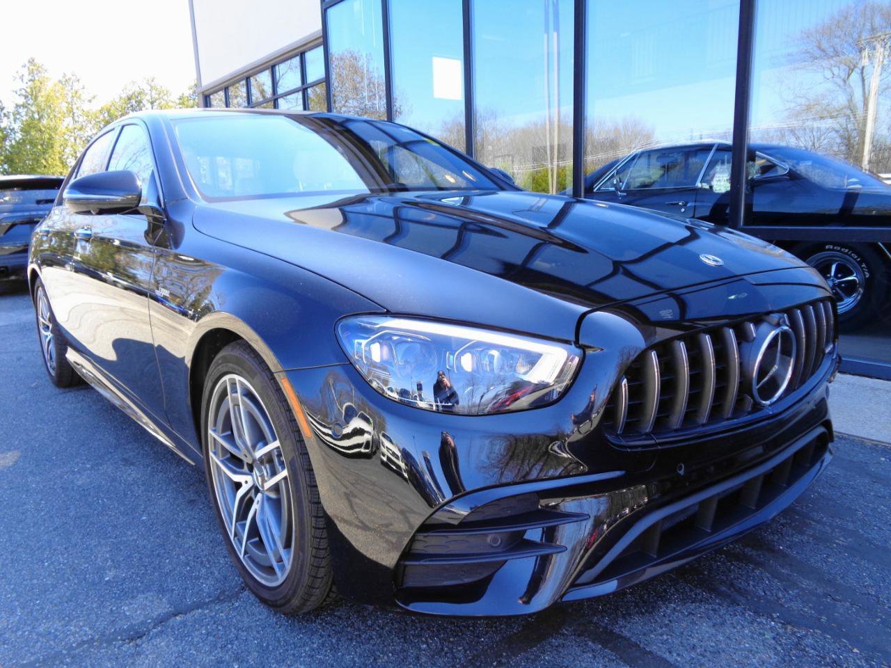 Used 2021 Mercedes-Benz E 53 AMG 4MATIC Sedan image 3