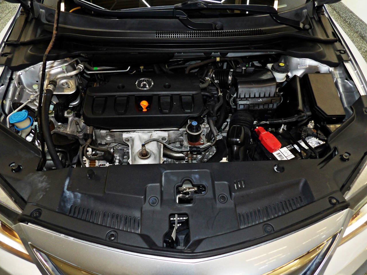 Used 2015 Acura ILX FWD image 23