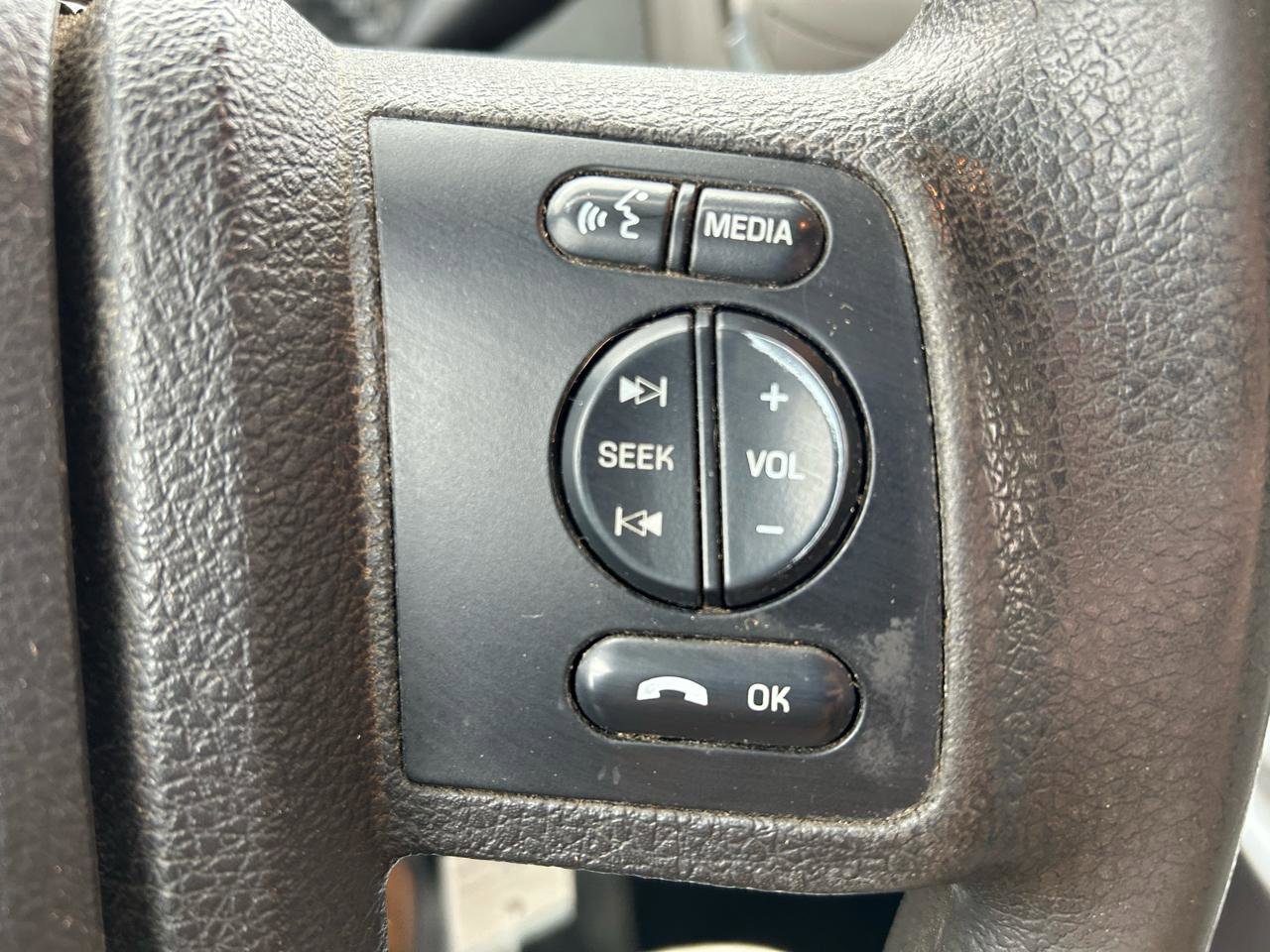 Used 2015 Ford F250 XLT w/ XLT Interior Package AWD/4WD image 18