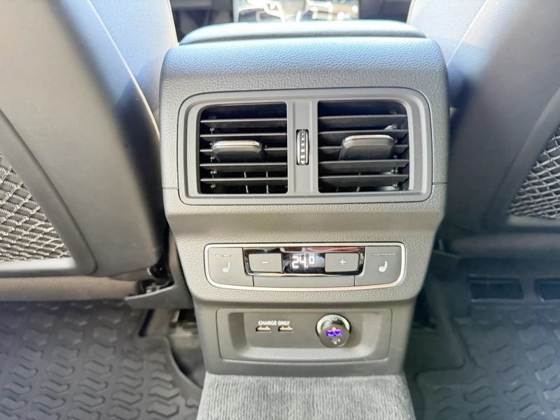 Used 2021 Audi SQ5 Prestige AWD/4WD image 19