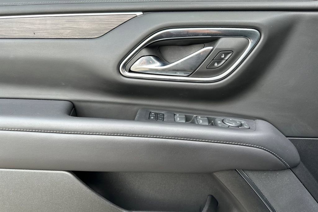 Used 2024 Chevrolet Tahoe Z71 image 11